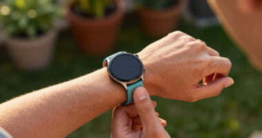 8 Best Pixel Watch 5 Accessories in 2026